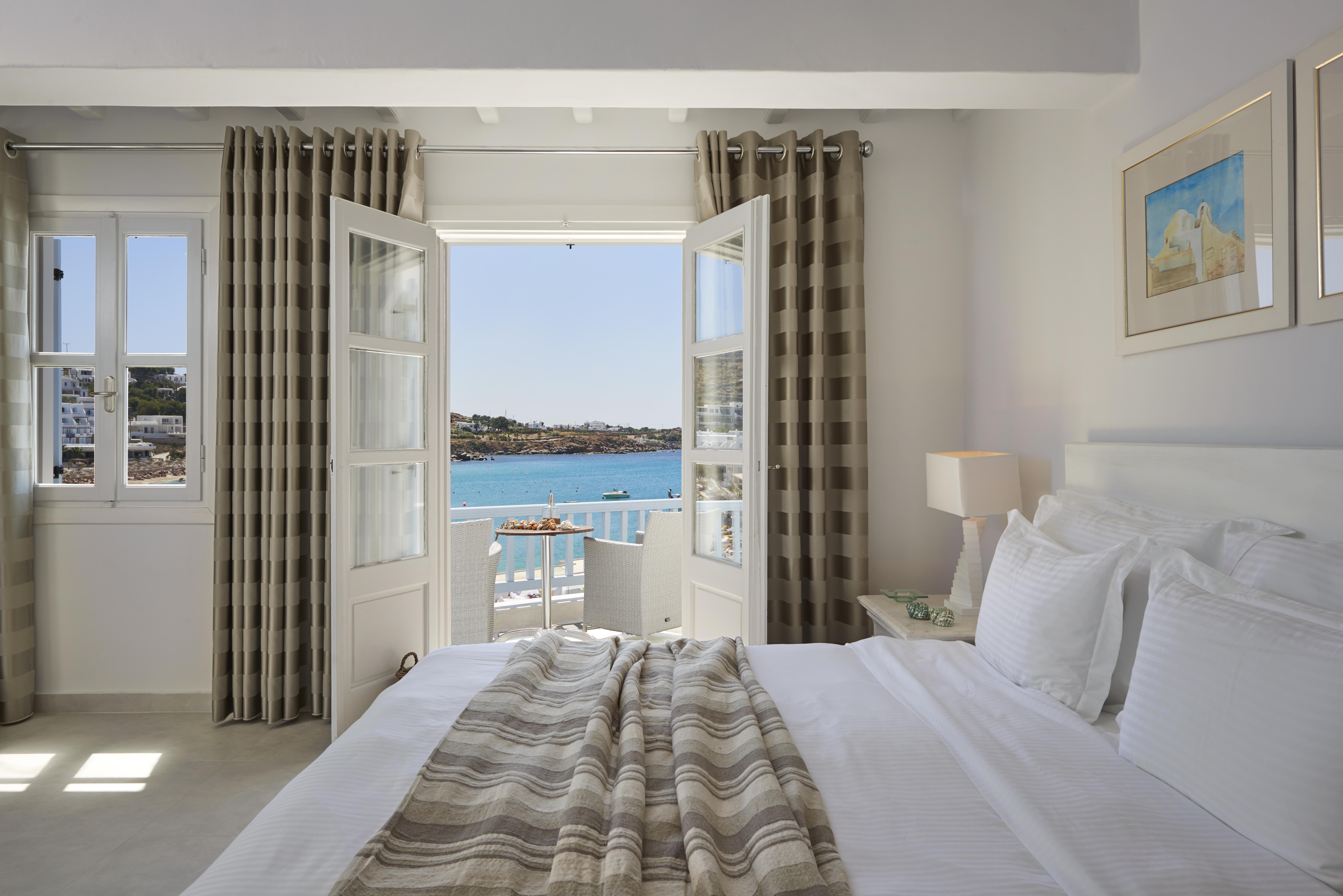 Petinos Beach Hotel Platys Gialos  Exterior photo