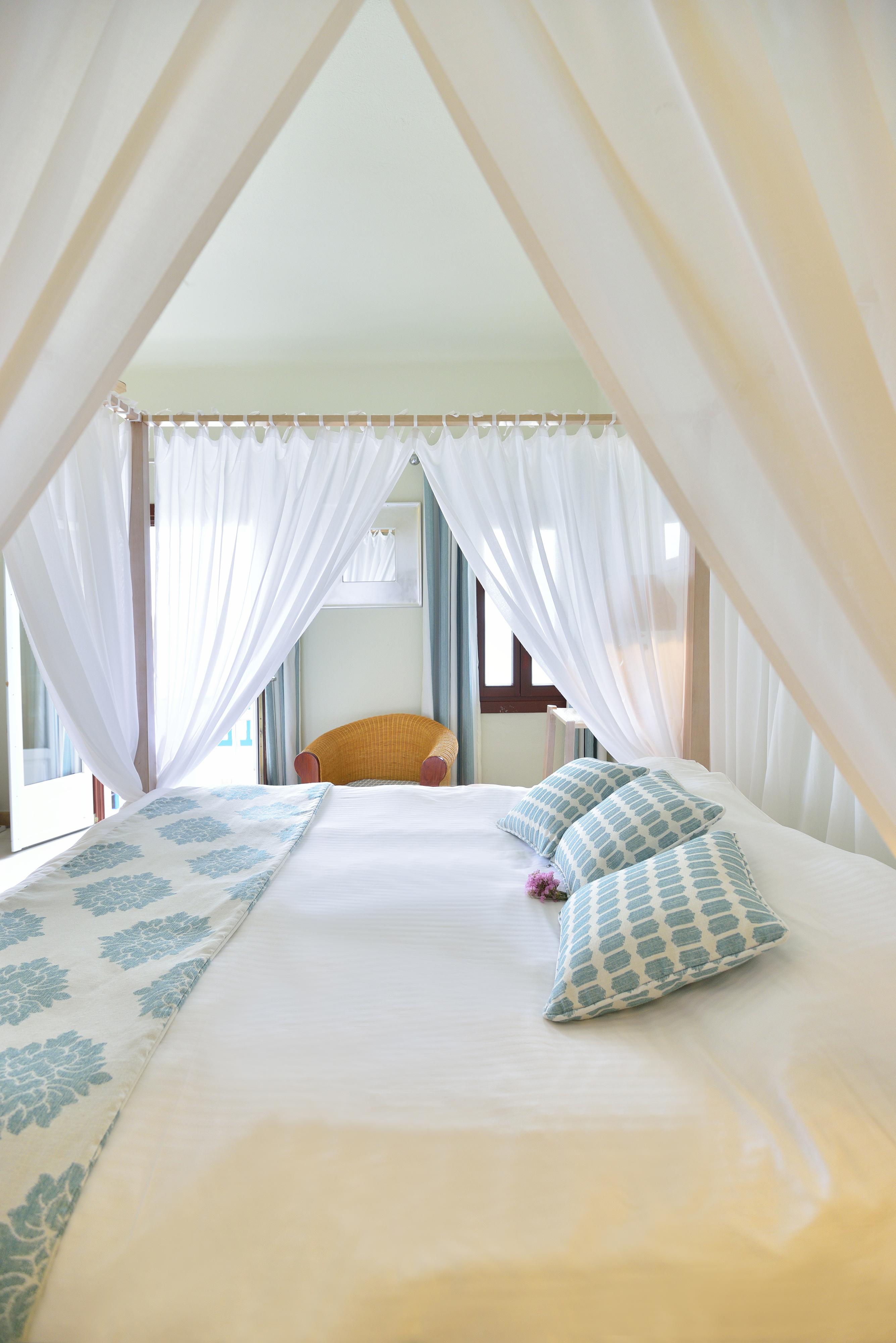 Petinos Beach Hotel Platys Gialos  Exterior photo