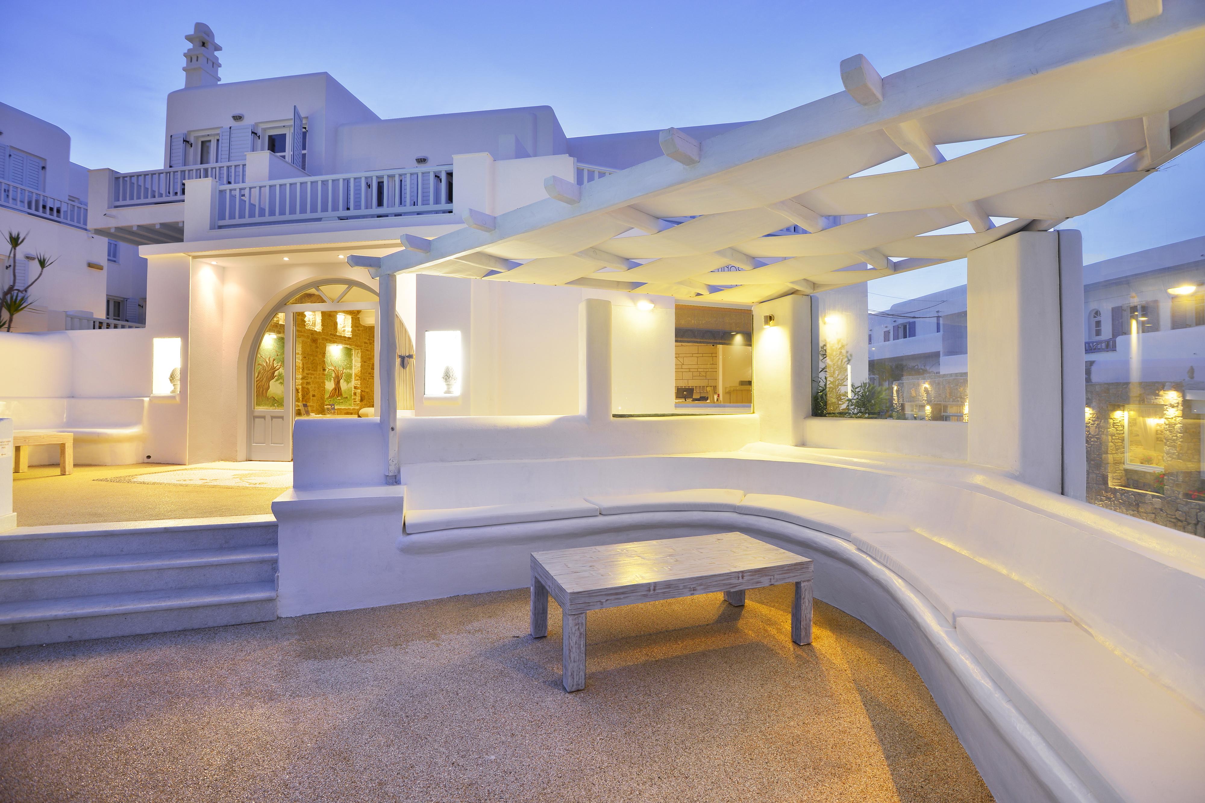 Petinos Beach Hotel Platys Gialos  Exterior photo