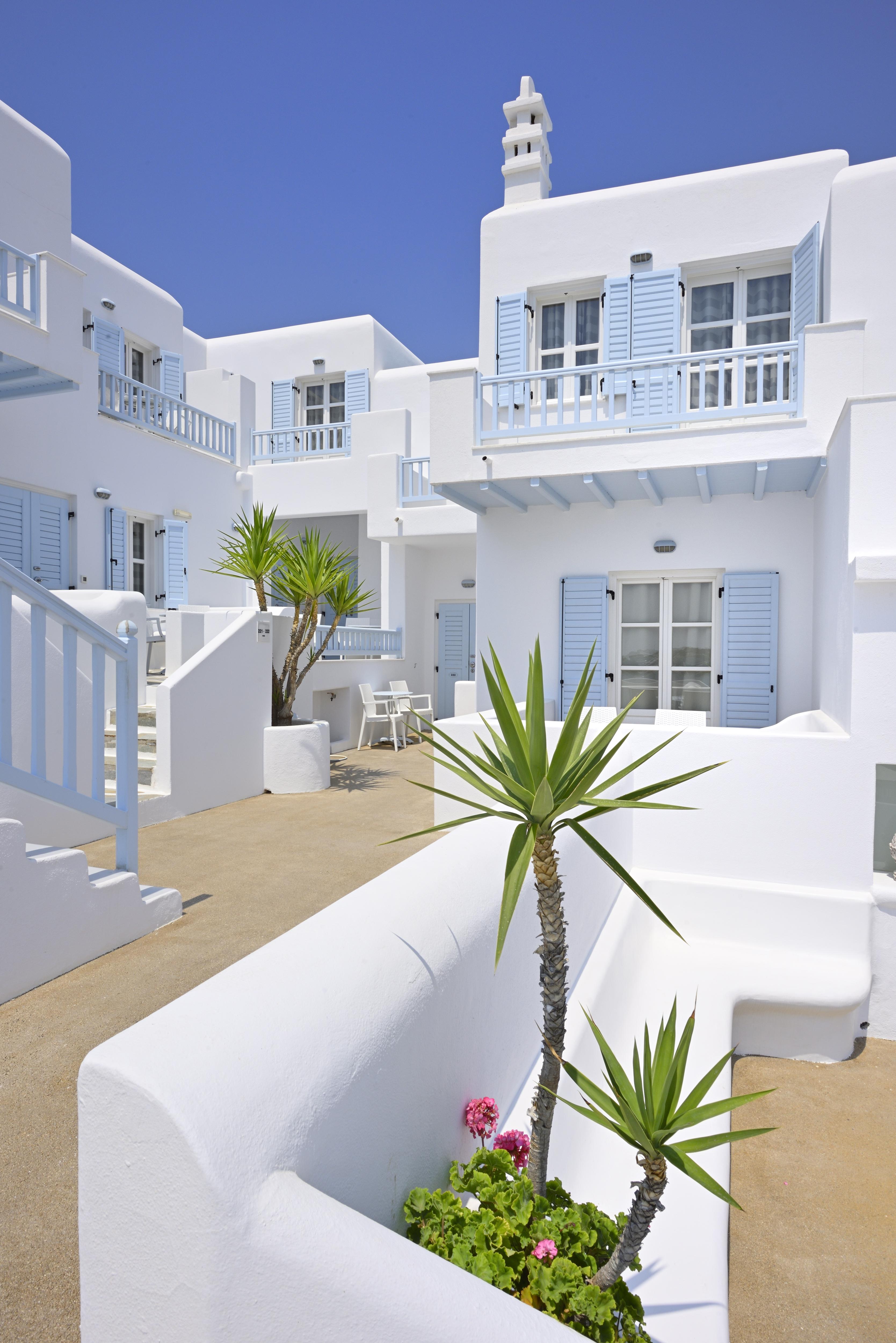 Petinos Beach Hotel Platys Gialos  Exterior photo