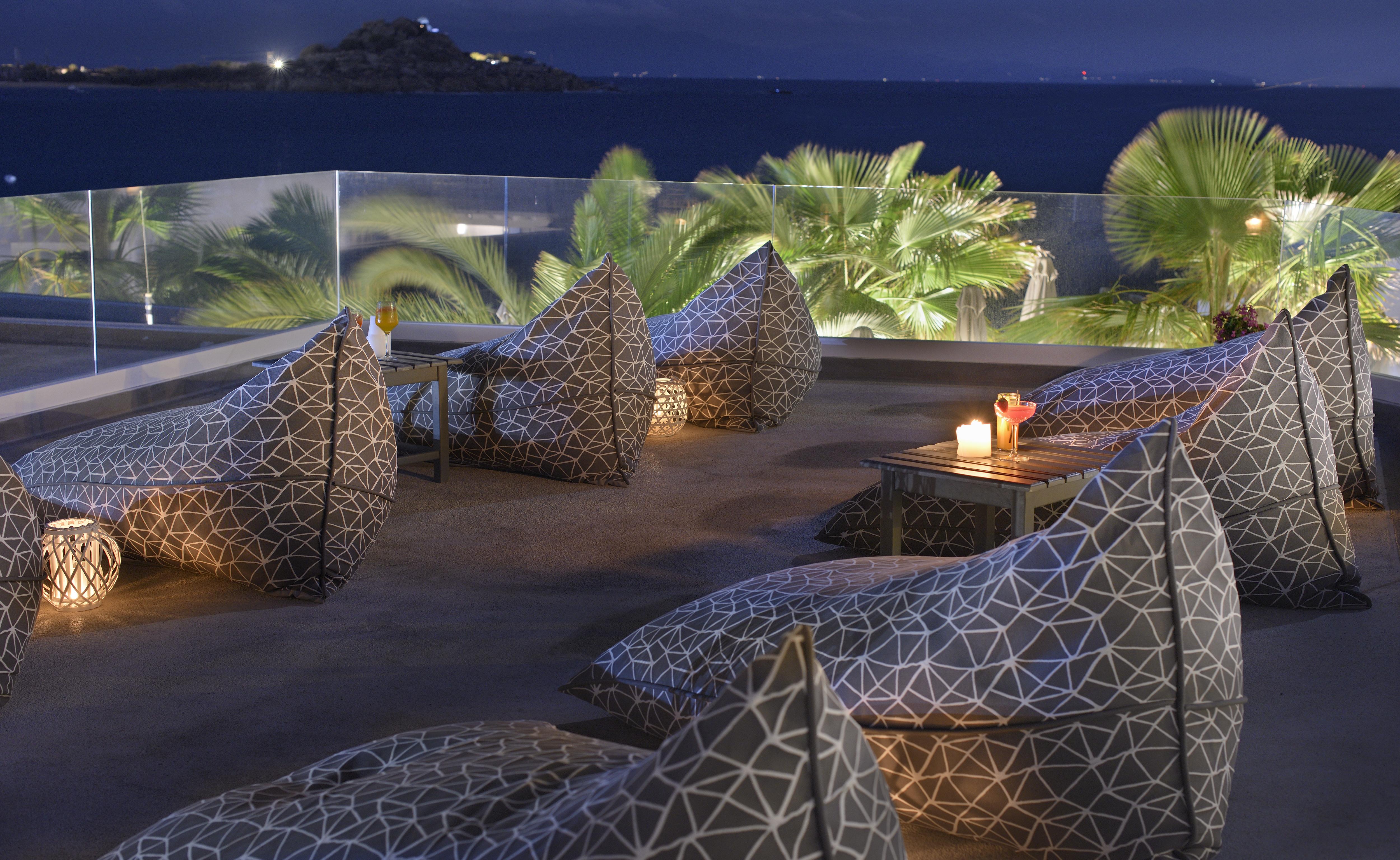 Petinos Beach Hotel Platys Gialos  Exterior photo
